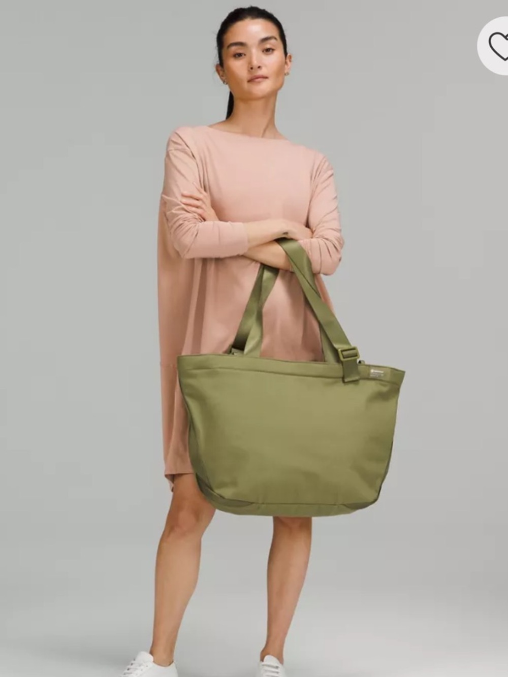 lululemon athletica Olive Clean Lines Tote - Picture 2 of 9